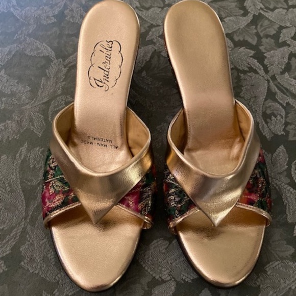 Indorables Shoes - Vintage "Indorables" Boudoir Mules